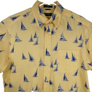 Nautica Shirt Mens Medium Yellow Button Down Short Sleeve Sailboats 100% Cotton